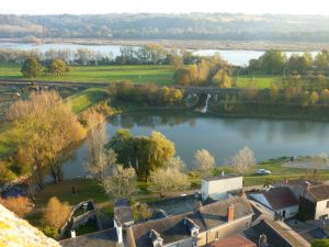 PANORAMA DU CHÂTEAU MÉDIÉVAL D’OUDON